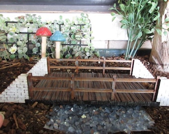 Miniature Lonesome Dove Hat Creek Bridge, Call, Gus, Texas rangers miniature western 1:43 scale building