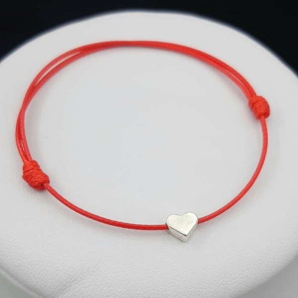 Red string heart charm bracelet Adjustable Red cord bracelet Red rope charm bracelet Summer bracelet Red string jewelry Everyday bracelet