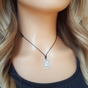 Collier tarot - La Luna The Lovers The Star The World La Rueda de la Fortuna pendentif tarot - Collier ras de cou réglable cordon noir