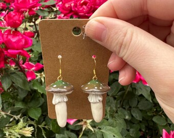Pendientes de setas del bosque