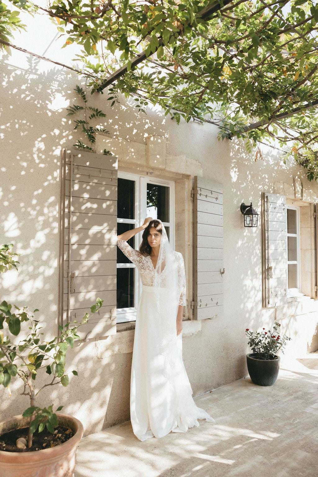 Robe de mariée Garance en dentelle fluide