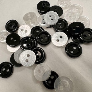 Buttons Easy Match 2 Hole Black or Clear Size 11mm