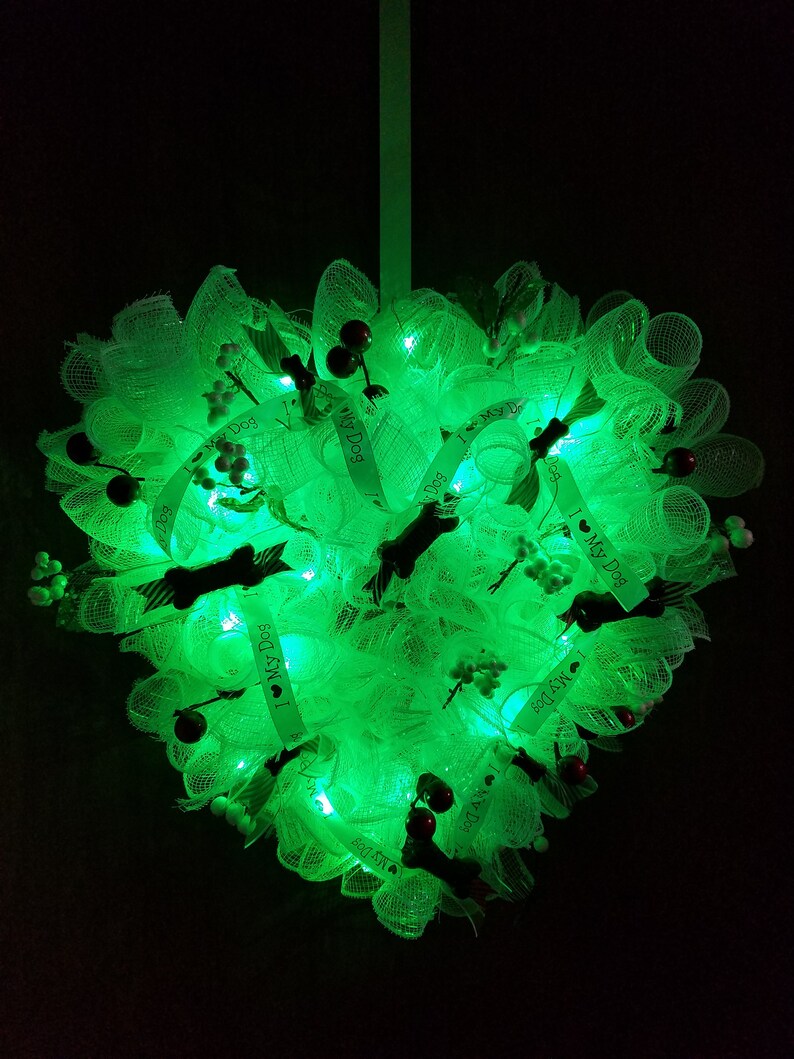 I Love My Dog Deco Mesh Heart Shaped Lighted Christmas Wreath