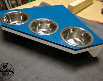 Wally Corner Feeder, Cat Feeder, Pet bowl stand, Feeding stand, Dog feeder, Dog bowl stand, Modern pet feeder, Food & water stand, Elevated