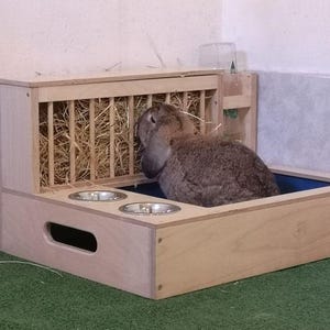 Nibbler Combo 4in1, bunny rabbit hay and food feeder with built in litter box and a free standing water bottle holder, hay rack, hay feeder image 7
