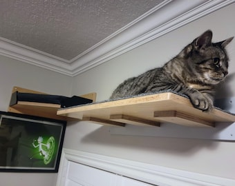 Wally Flat XL, Long and sturdy wall-mounted cat shelf available in 2 sizes
