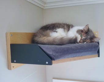 Wally BigCat Corner Plus - L wall-mounted cat corner shelf with cushion, ideal for medium to large cats