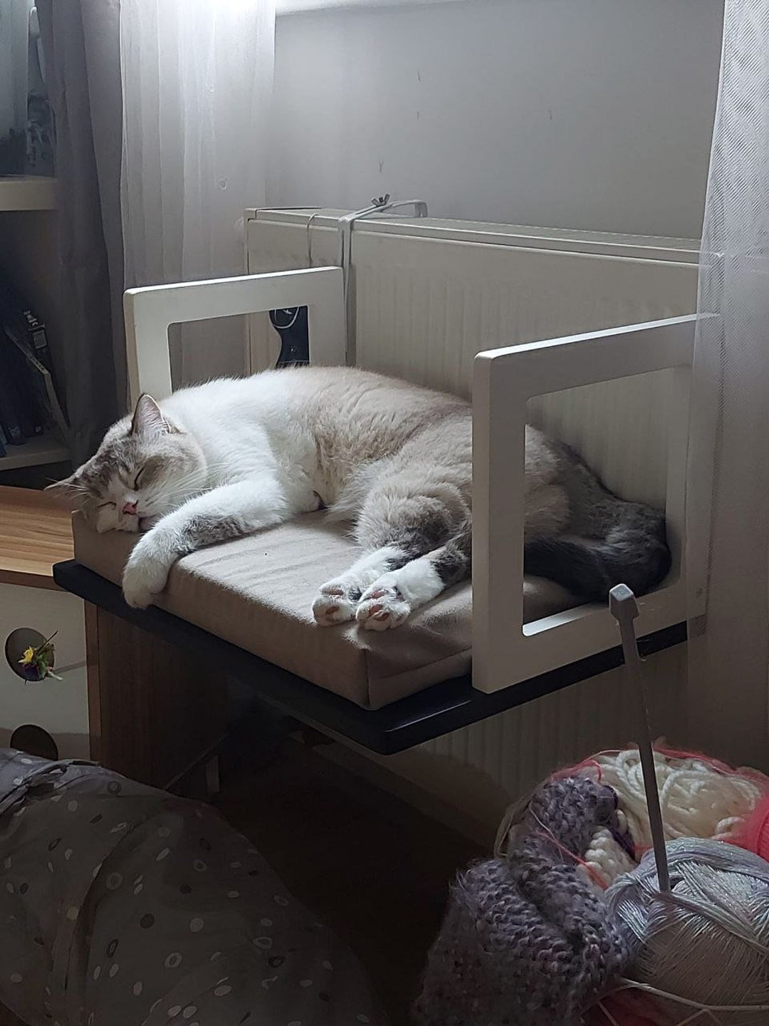 Cat bed over radiator sales