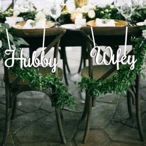 Hubby Wifey Chair Sign. Wood Wedding Reception Chair Signs Set Wedding Signs