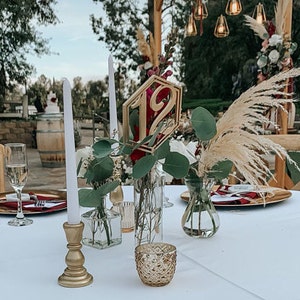 Numeri da tavolo da sposa Numeri da tavolo d&#39;oro Numeri da tavolo rustici Numeri senza base