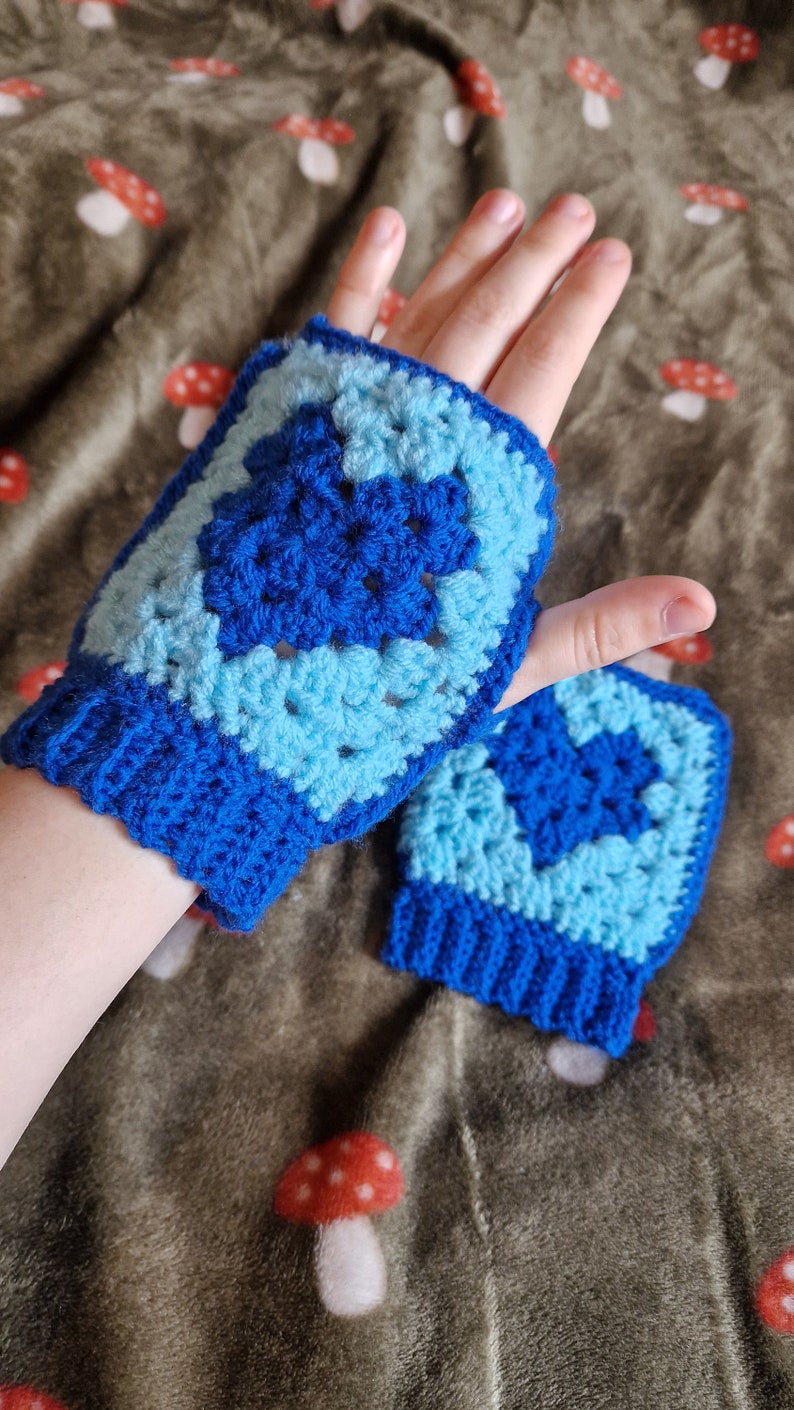 Handmade Blue Ocean Fingerless Heart Gloves / Arm Hand Warmers image 3