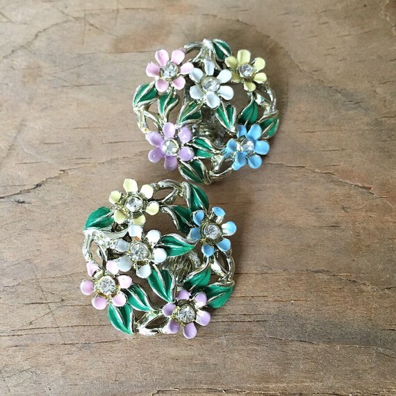 Vintage blue pink yellow green spring flower and … - image 3