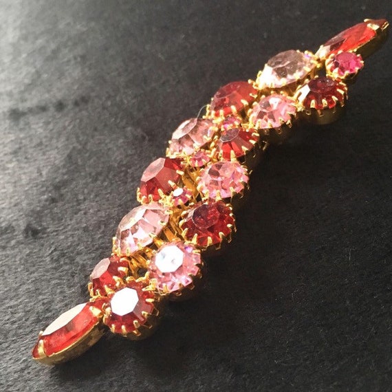 Gorgeous vintage brooch/pin, red and pink rhinest… - image 2