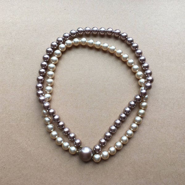 Richelieu double strand pearl necklace