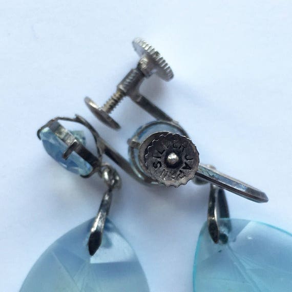 Vintage Japanese screw back earrings- glowing blu… - image 3