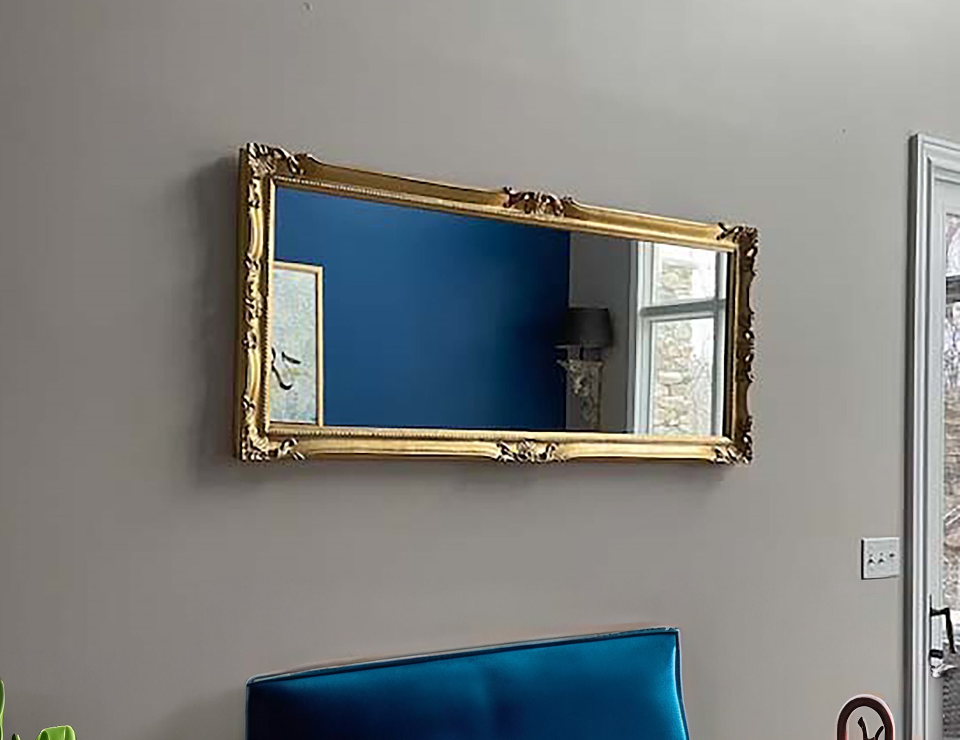 クラシックなバロック調の壁掛けミラー、金箔ミラー、イタリア製