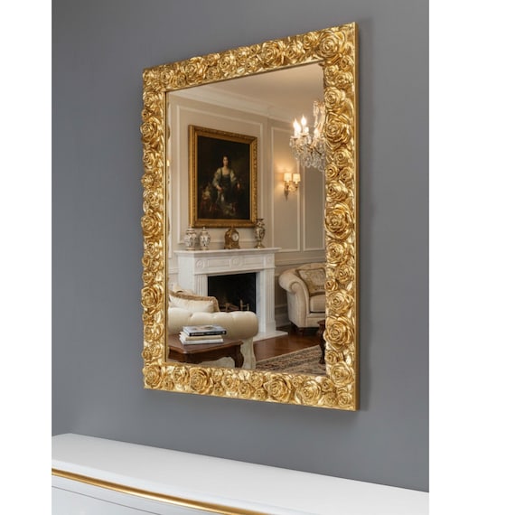 Klassischer romantischer Wandspiegel, vergoldeter Spiegel, hergestellt in Italien, goldener Spiegel für das Schlafzimmer, italienischer Wandspiegel