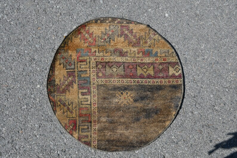 1.9x1.9 feet Vintage Rug Anatolian Rug Entry Rug Small Rug,Circle Rug,Door Mat Round Rug Faded Handmade Rug Turkish Rug SN- 5092