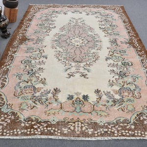 Vintage Turkish Area Rug, 6x9ft, Elegant Floral Pattern, Pastel Tones of Pink & Brown, Unique Home Decor