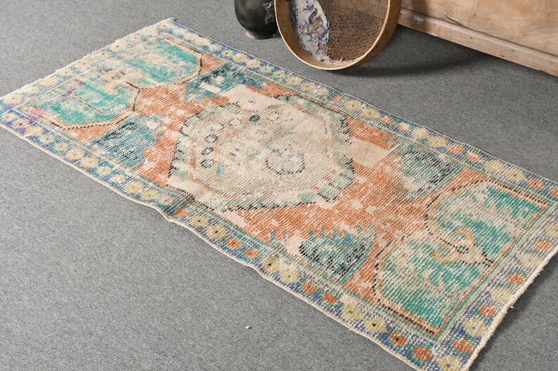 Vintage Rug Turkish Small Rugs Anatolian for Bathroom 2.4x4.9 Ft Beige