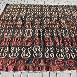 Vintage Turkish Area Rug, Geometric Pattern, Warm Earth Tones, Handwoven, Unique Design, 6x6ft, Bold Colors, Authentic Decor