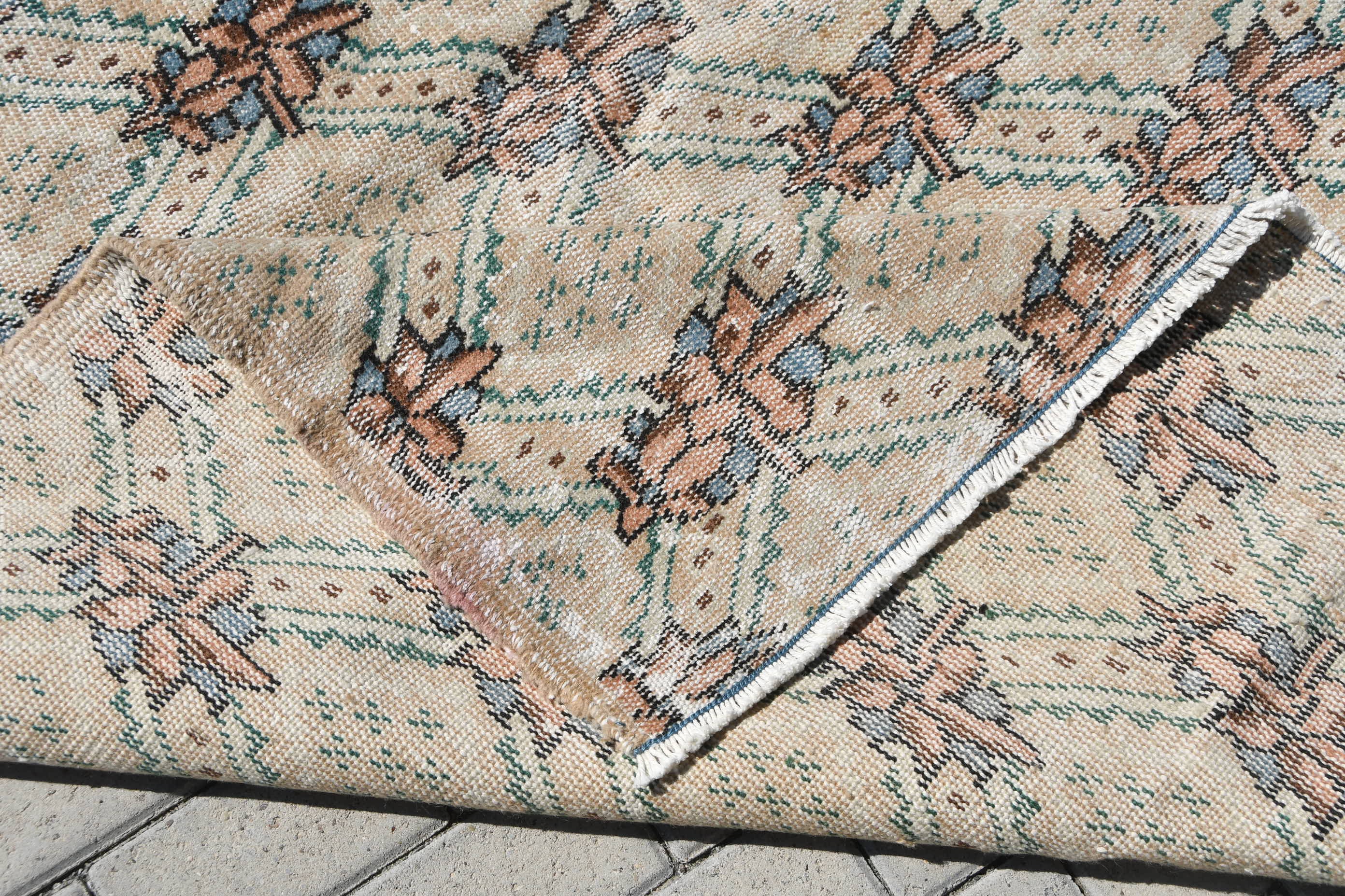 Vintage Rug, Turkish Rug, Area Rug, Oushak Carpet, 61x85 Inches