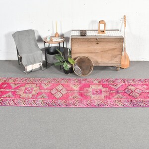 トルコ　ヴィンテージラグ　ラズベリー　ピンク ヴィンテージ トルコ ラグ ランナー 85 x 350 cm、ピンク ボヘミアン