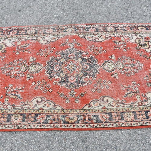 Turkish Rug, Area Rug, Vintage Rug, Oushak Rug, 47x83 inches Red Rug, Handwoven Bedroom Rug, Wool Floor Rugs, Living Room Rug, 8089 shops