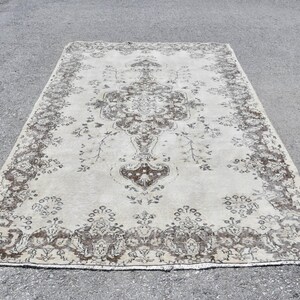 Vintage Turkish Rug, Elegant Floral Design, Neutral Beige and Brown, Handwoven Area Rug, 6x9ft, Authentic Home Decor