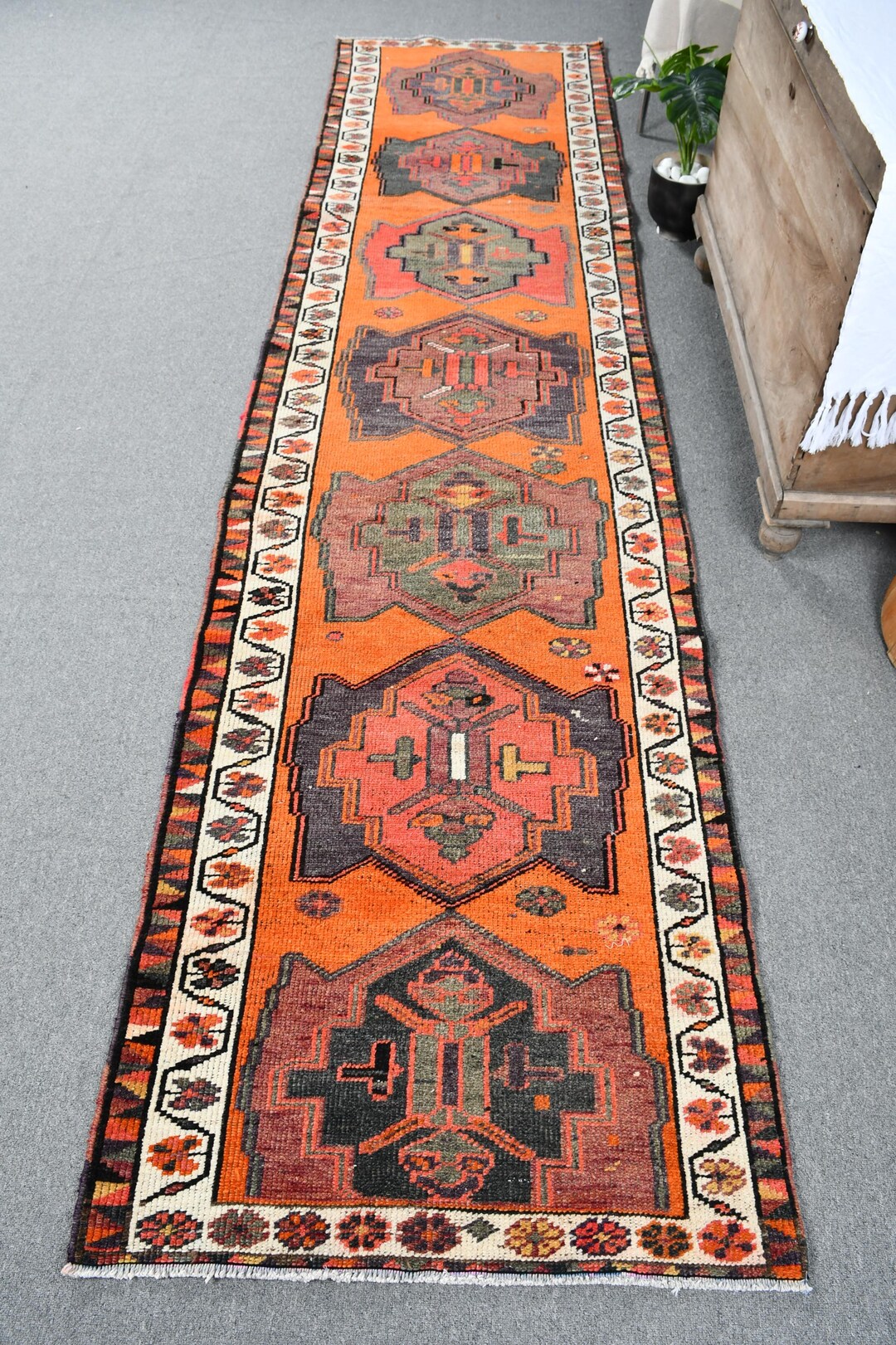＊ヴィンテージラグ トルコラグ ラウンドラグVintage rug 07＊ ヴィンテージラグ トルコラグ ラウンドラグVintage rug 07＊ トルコの