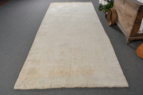 Türkischer Großer Teppich 1,5 mal 3 Meter, Weißer Abstrakter Vintage Wollteppich