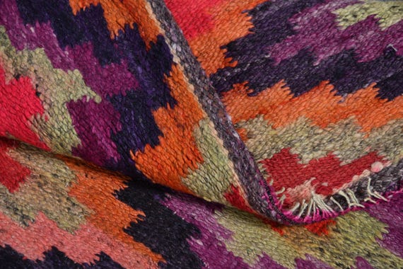 トルコキリムカラフルな幾何学模様のラグ