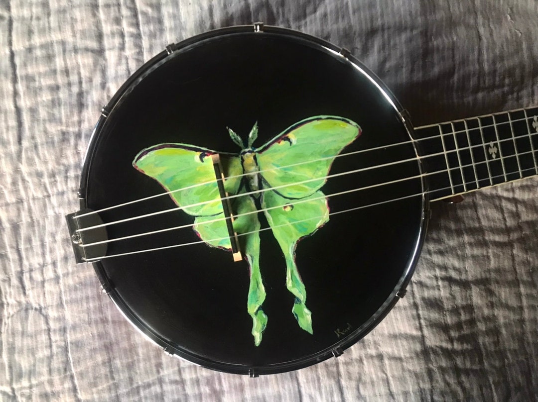 Luna banjolele 2024