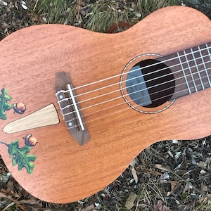 Hand-customized guitarlele: Oak Woods design