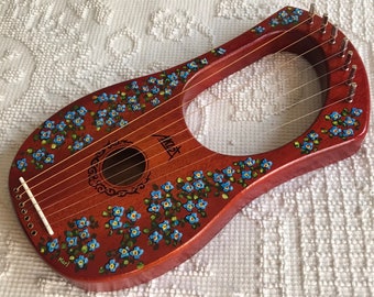 Hand-painted Lyre Harp - 7-string, Bluets design