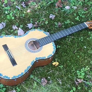 Hand-painted full-size classical guitar: Forget-me-not design