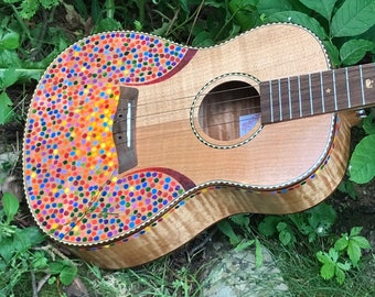 Hand-painted ukulele: Rainbow Points design