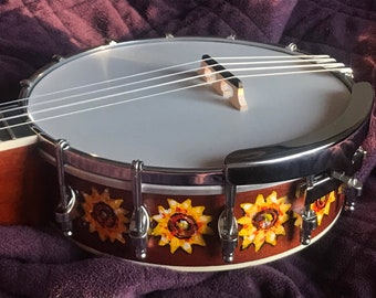 Hand-painted banjolele, concert or tenor: Sunflower hoop design