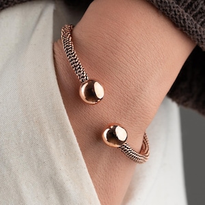 Personalized Healing Solid Copper Bracelet Handmade Unisex Adjustable Cuff with Custom Initial Pure Copper Healing Jewelry for Men and Women