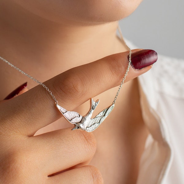 Silver Bird Necklace, Swallow Necklace, Sparrow Necklace, Flying Bird Necklace, Gold Bird Necklace, Birds Lover Gift, Bird Jewelry for Women