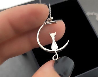 Cat on The Moon Necklace Cat Jewelry Cat Lovers Jewelry Minimalist Cat Jewelry Silver Cat Necklace Silver Cat On The Moon Pendant
