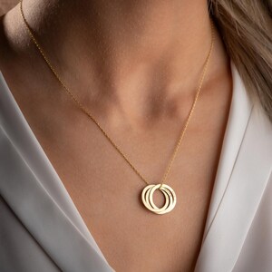 Russian Ring Necklace Multi Circle Name Necklace Custom Silver  Eternity Pendant Kids Name Necklace For Grandma Interlocking Circle Pendants