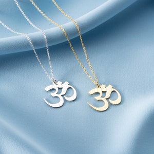 Collana con ciondolo AUM in argento 925, collana ispiratrice Om, ciondolo chakra spirituale, gioielli induisti, gioielli per la consapevolezza e la pace interiore