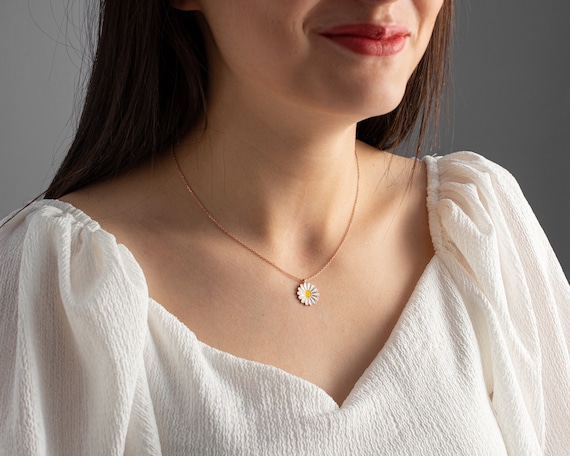 Silver Daisy Necklace Daisy Choker Necklace Gold Daisy Necklace Rose Gold Daisy Necklace Minimalist Daisy Necklace Dainty Gift for Her Etsy