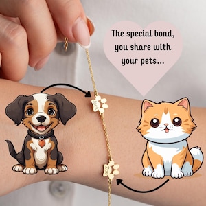 Engraved Pet Name Bracelet Paw Name Bracelet Paw Print Bracelet with Name Paw Bracelet Charm Heart Shaped Paw Bracelet Custom Dog Lover Gift