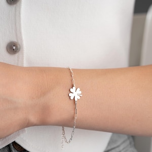 Four Leaf Clover Initial Bracelet, Four Leaf Clover Bracelet, Shamrock Lucky Charm Bracelet, Irish Luck Bracelet, Heart Shape Leaves Anklet
