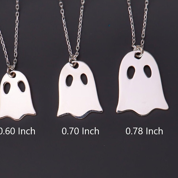 Collier petit fantôme argenté, collier d'Halloween, collier pour enfant, emoji effrayant boo mignon, cadeau d'halloween, cadeau pour elle, bijoux fantômes minimalistes