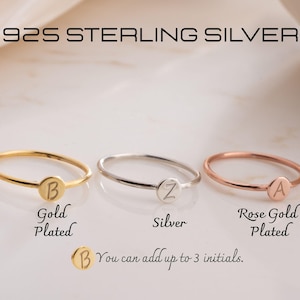 Anel de prata personalizado com alfabeto, anel de empilhamento de letras personalizadas, anel de monograma com letra inicial estampada à mão, anel de sinete, anel inicial de família