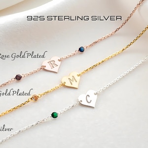 Pulsera de plata con inicial de corazón y piedra de nacimiento. Pulsera con piedra de nacimiento familiar para mamá. Tobillera con múltiples piedras de nacimiento. Tobillera de plata personalizada.