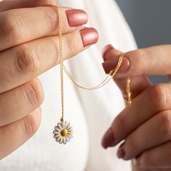 Silver Daisy Necklace, Daisy Choker Necklace, Gold Daisy Necklace, Rose Gold Daisy Necklace, Minimalist Daisy Necklace, Dainty Daisy